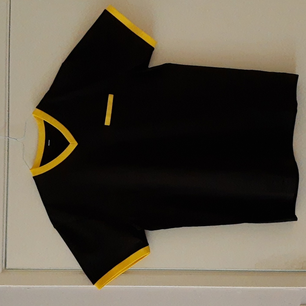 Custom design t-shirt designed by Raymond hash